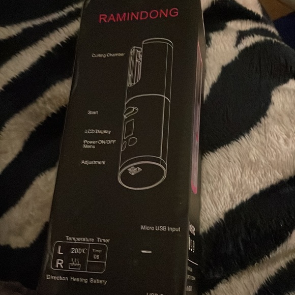 2/$50 Ramindong hair curler brand new still in box - Picture 3 of 4